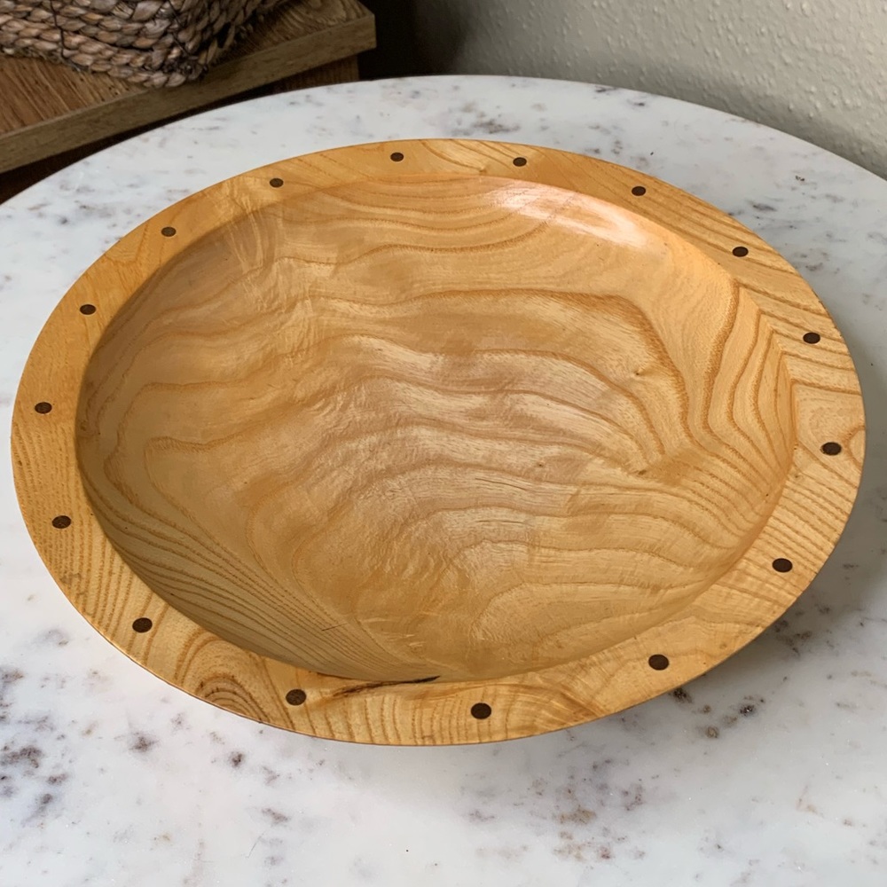 Handmade bowl with inlay dots